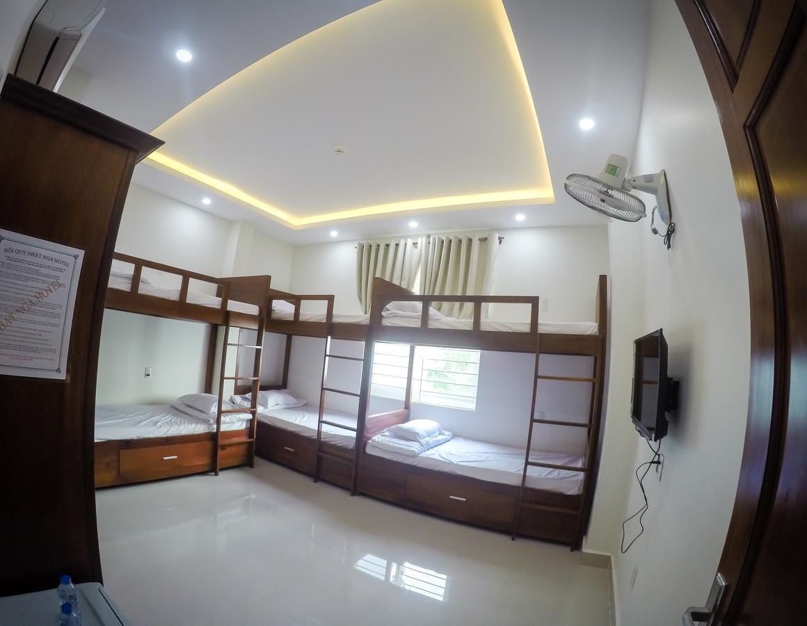 Nhat Nga Hotel Вунгтау Экстерьер фото
